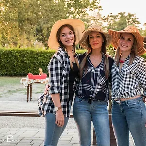 https://villa-il-crocicchio.it-tuscanyhotel.com